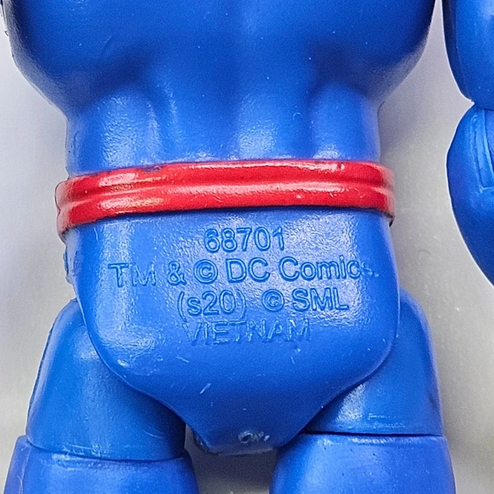Spin Master Superman Action Figure Kids 4 inch Blue Red 68701 DC Comics